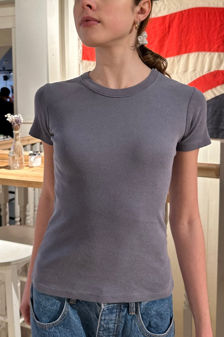 Hailie Basic Top - Brandy Melville