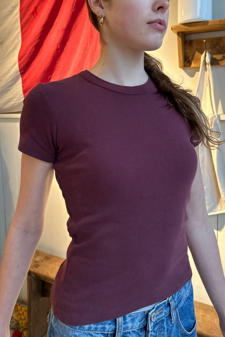 Hailie Basic Top - Brandy Melville