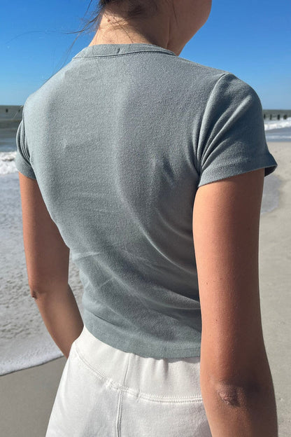Hailie Basic Top - Brandy Melville