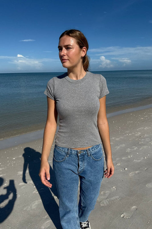 Hailie Basic Top - Brandy Melville