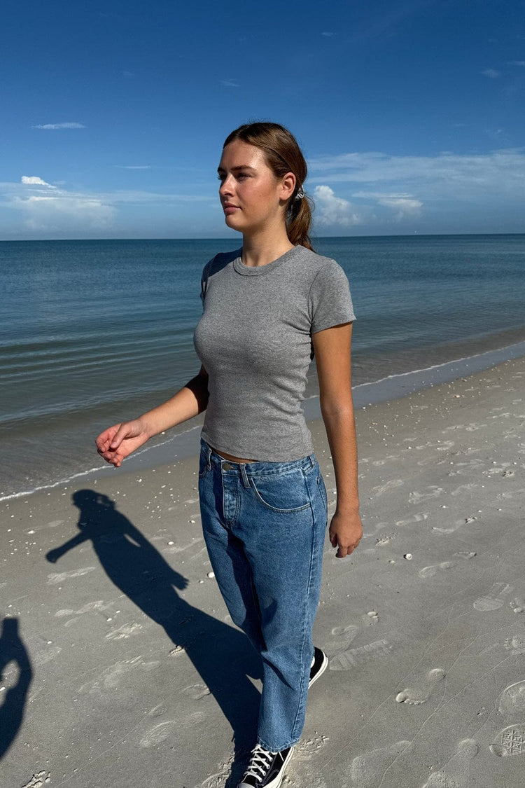 Hailie Basic Top - Brandy Melville