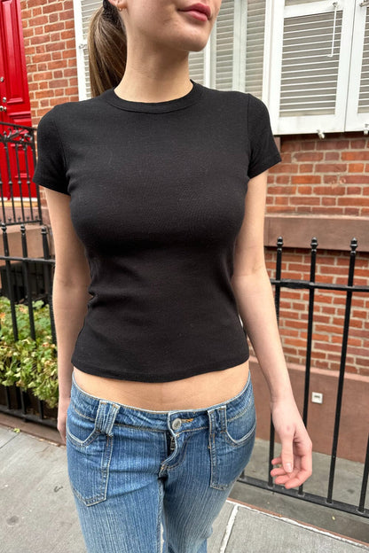 Hailie Basic Top - Brandy Melville