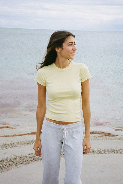 Hailie Basic Top - Brandy Melville