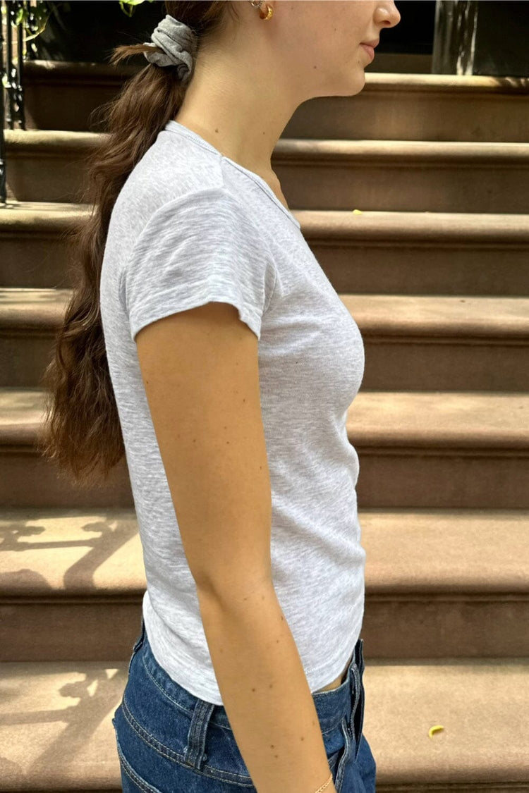 Hailie Basic Top - Brandy Melville