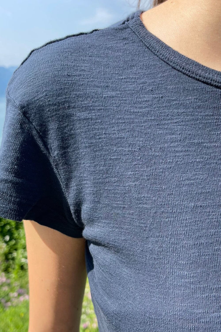 Hailie Basic Top - Brandy Melville