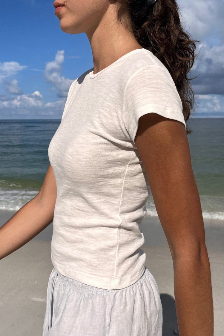 Hailie Basic Top - Brandy Melville