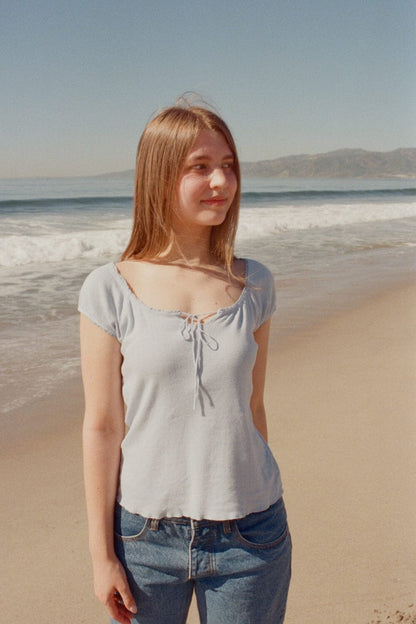 Noa Eyelet Top - Brandy Melville