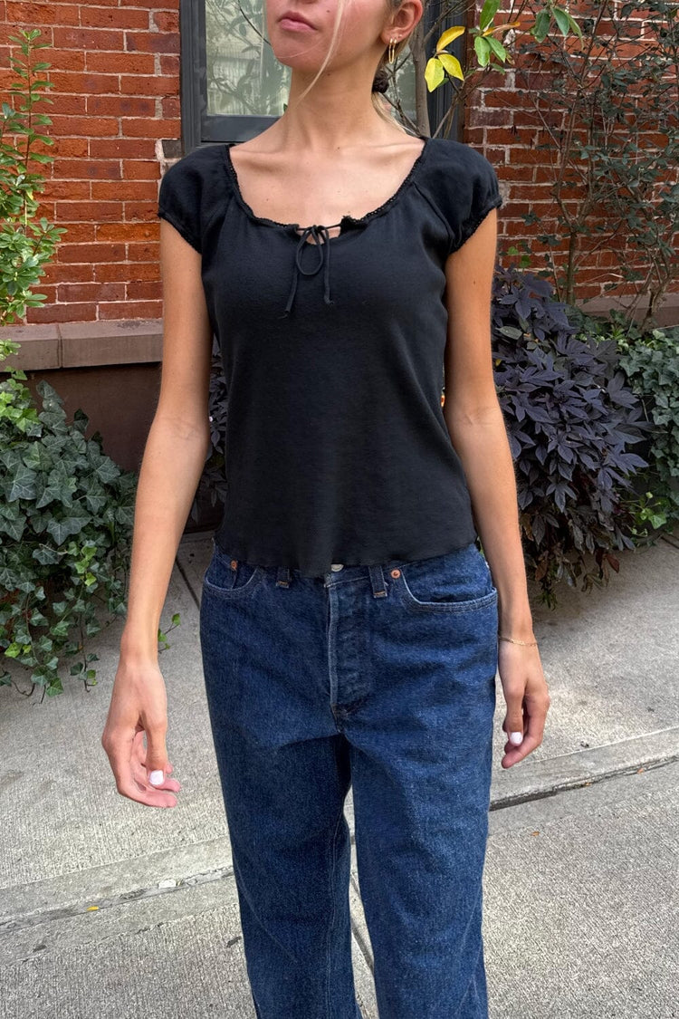 Noa Eyelet Top - Brandy Melville