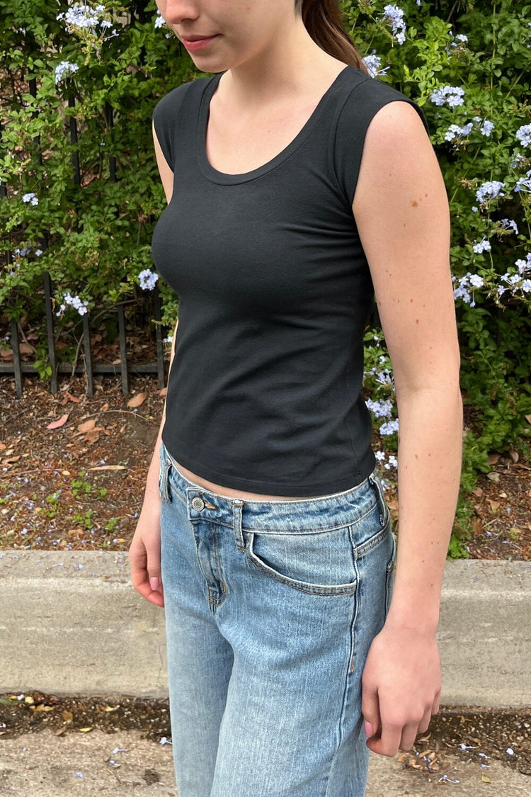 Zelly Basic Top - Brandy Melville
